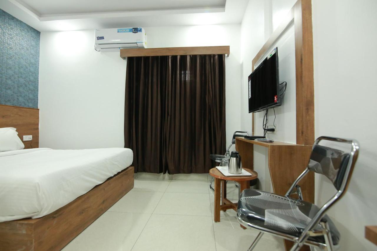 Hotel Bg Inn بنغالور المظهر الخارجي الصورة