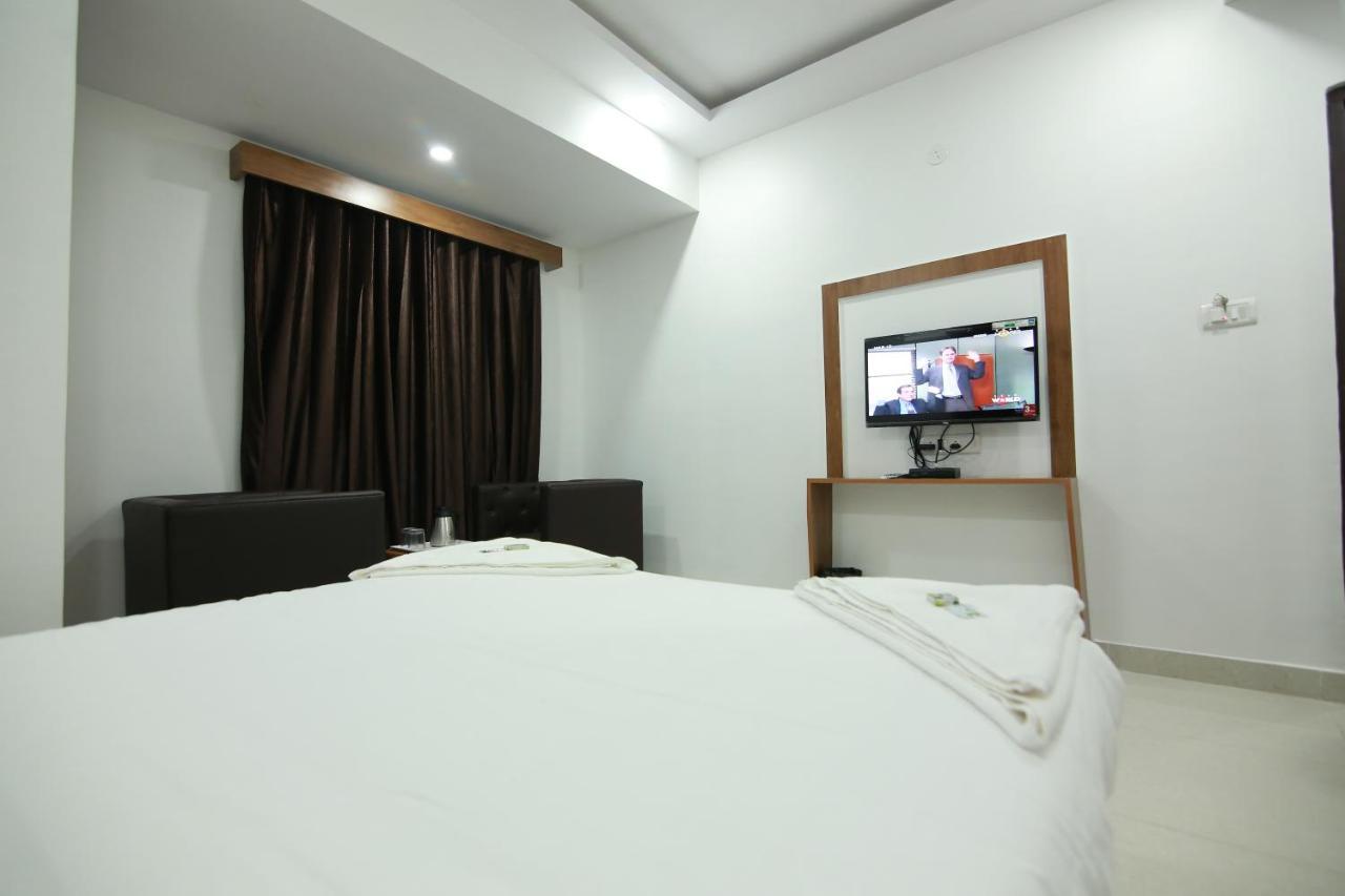 Hotel Bg Inn بنغالور المظهر الخارجي الصورة